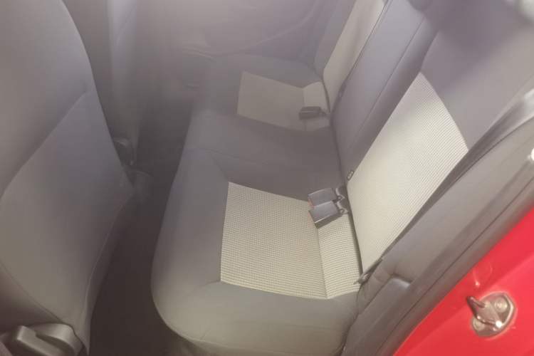 Used Volkswagen Polo 2016 1.4L Manual Fashion Model