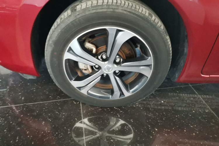 Used Nissan Tiida 2019 1.6L CVT Smart Drive Version China VI Standard