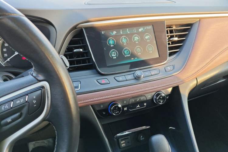 Used Buick GL6 2019 18T 6-Seater Connected Luxury Version China VI Standard