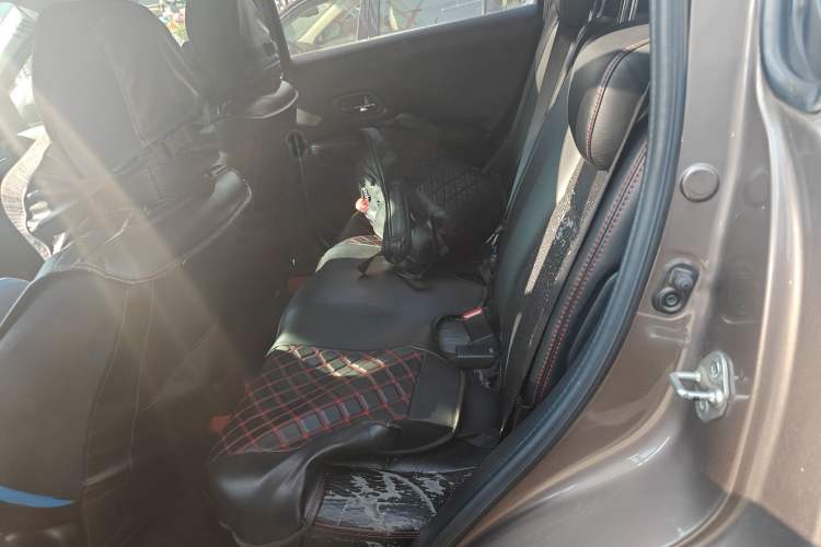 Used Honda XR-V 2015 1.5L LXi CVT Classic Edition
