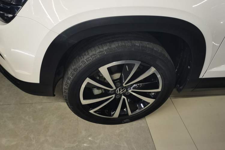 Used Volkswagen Tharu 2021 280TSI Two-Wheel-Drive Luxury Plus Edition
