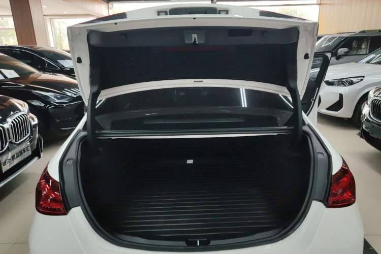 Used Mercedes-Benz C-Class 2022 C 200 L Sport Edition
