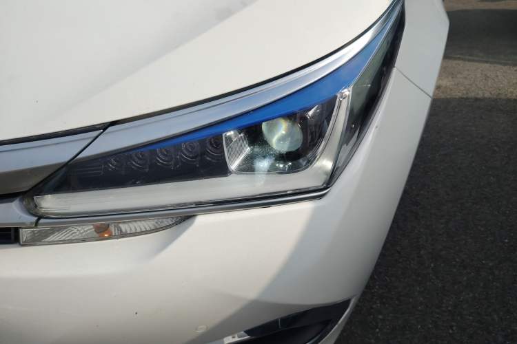 Used Toyota Corolla 2017 Revised Dual-Engine 1.8L E-CVT Elite Edition
