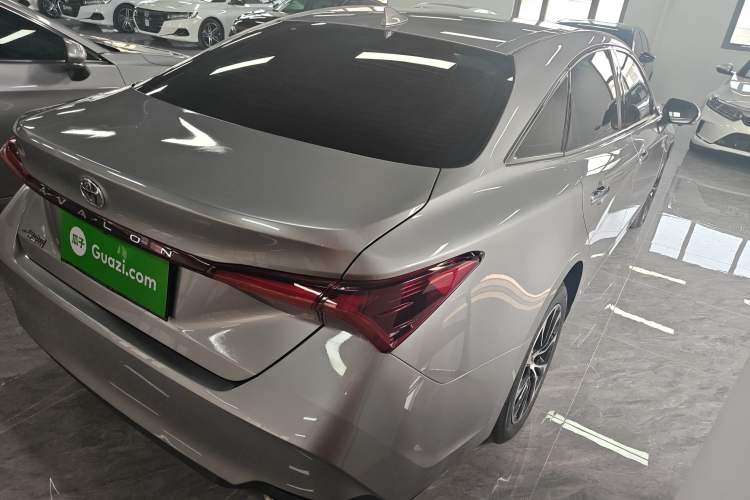 Used Toyota Avalon 2022 2.0L Luxury Edition