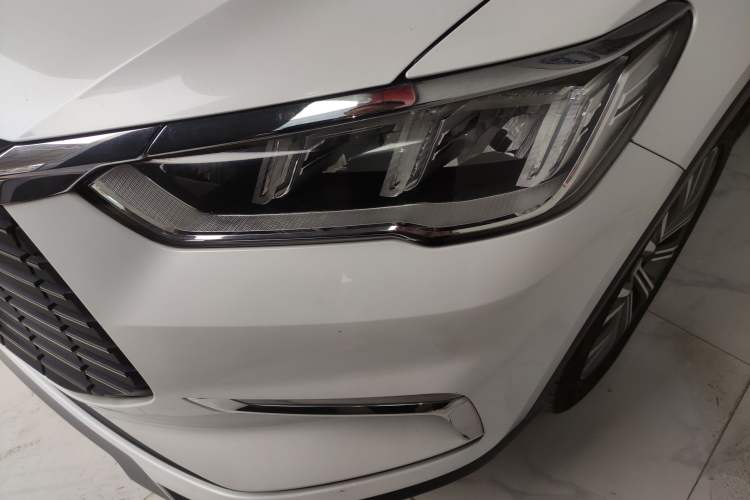 Used BYD Song Pro New Energy 2019 EV High-Power Luxury Model
