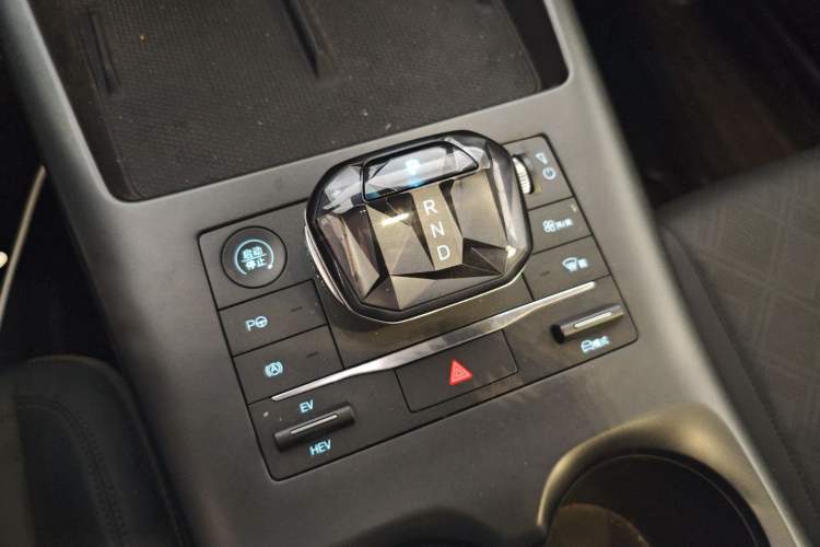 Used BYD Qin PLUS 2025 DM-i Smart Drive 120KM Superior Model
