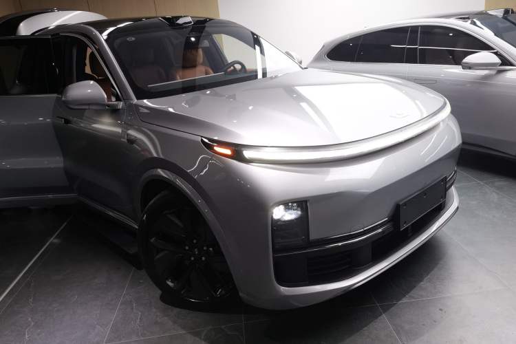 Used Li Auto L9 2022 Max model
