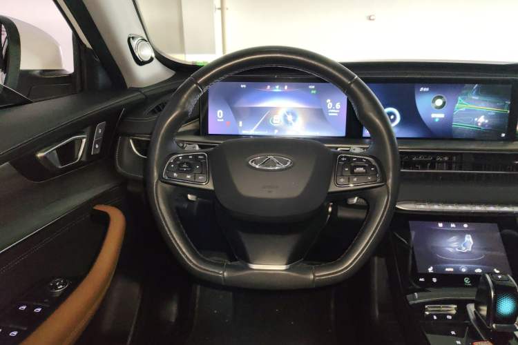 Used Chery Tiggo 8 PLUS 2022 290TGDI DCT Luxury Edition+
