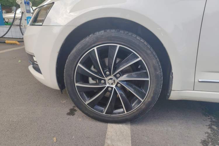 Used Skoda Octavia 2018 TSI280 DSG Luxury Edition
