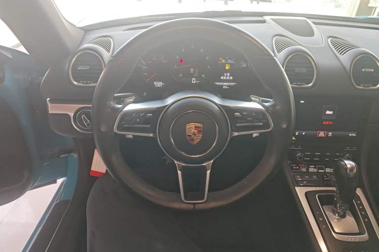 Used Porsche 718 2018 Cayman 2.0T
