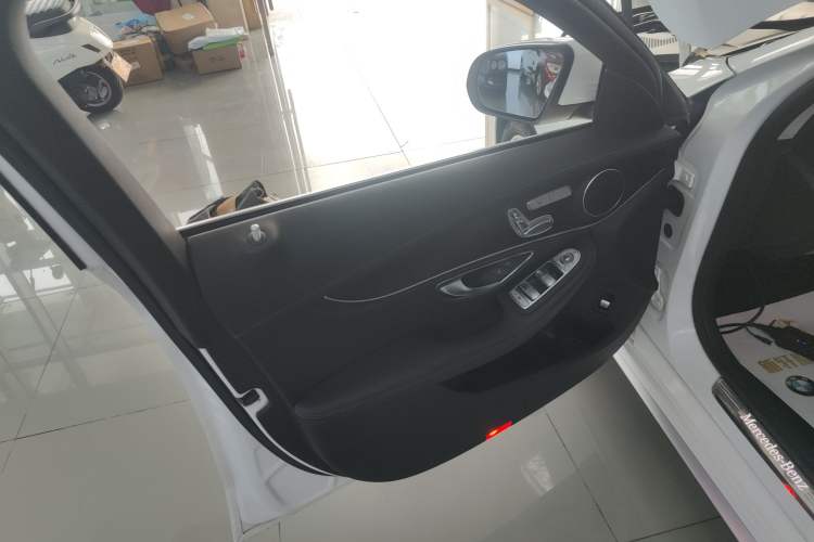 Used Mercedes-Benz C-Class 2016 C 200 L Sport Edition
