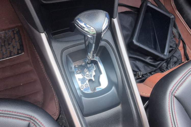 Used Peugeot 2008 2014 1.6L Automatic Fashion Edition
