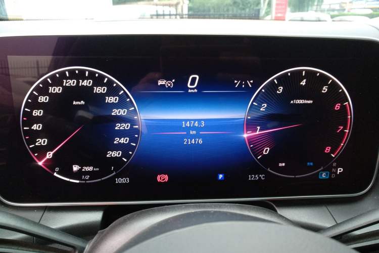 Used Mercedes-Benz GLC 2024 GLC 260 L 4MATIC Luxury Model 5 Seats
