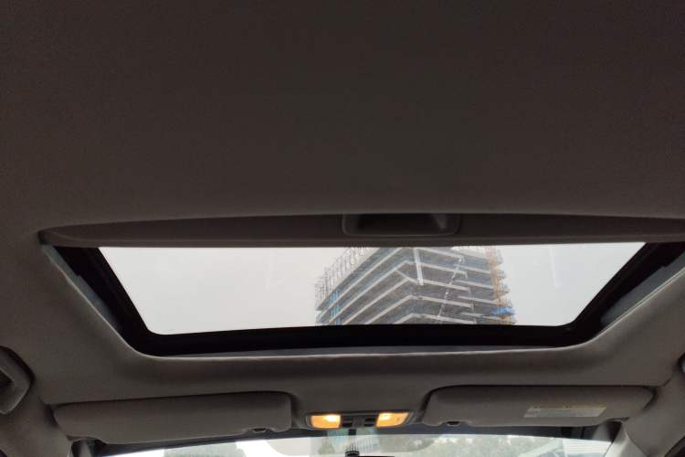 Used Honda Jade 2014 1.8L Automatic Comfort Elite Version 5 Seats
