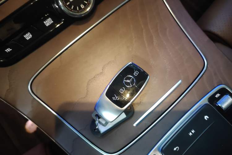 Used Mercedes-Benz E-Class 2021 Facelift E 260 L
