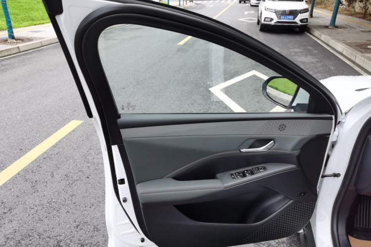 Used BYD Qin PLUS 2025 DM-i Smart Drive 55KM Leading Model