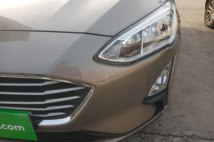 Used Ford Focus 2019 Hatchback EcoBoost 180 Automatic Trendy Model