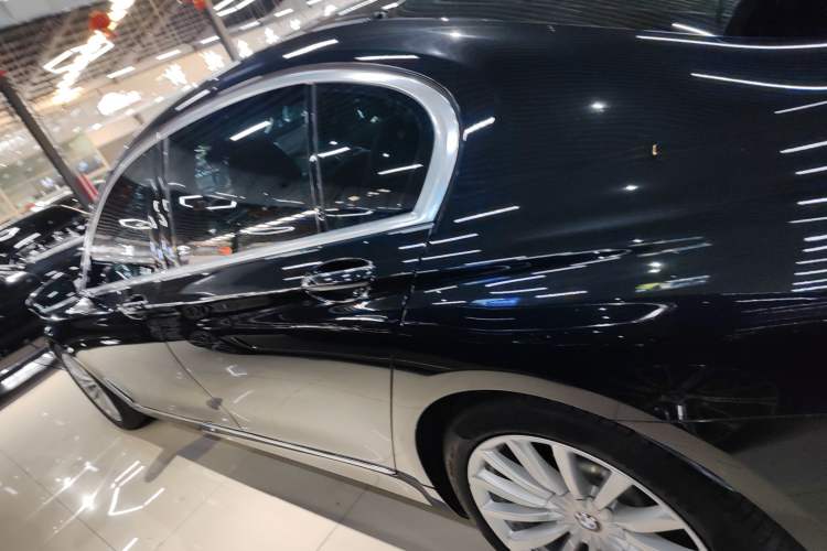 Used BMW 7 Series 2018 730Li Leading Model Excellence Package
