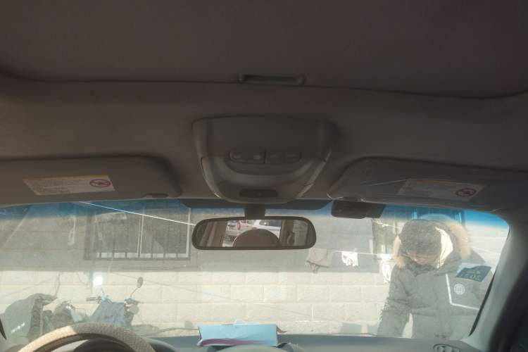 Used  Rein 2011 2.0L Two-Wheel Drive Luxury Edition