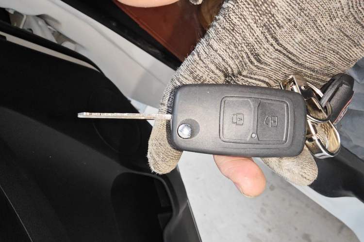 Used Chana Ruixing EM80 2025 Cargo Version Standard 2-Seater 300 km Side-Hinged Doors
