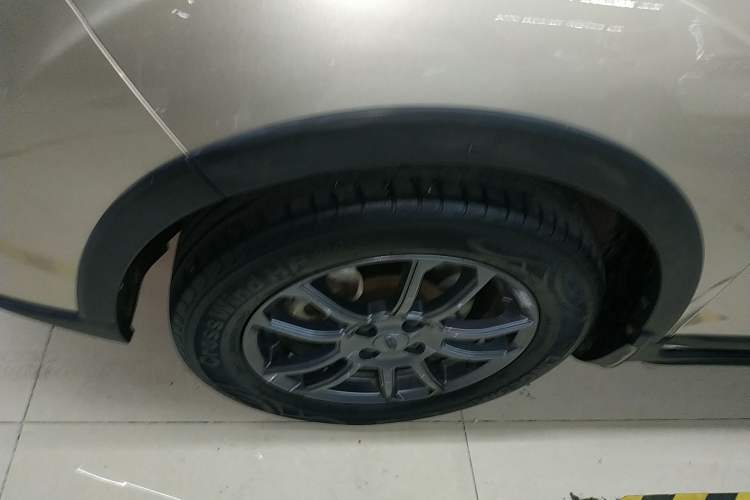 Used Geely Auto Vision X3 2021 PRO 1.5L CVT Deluxe Model
