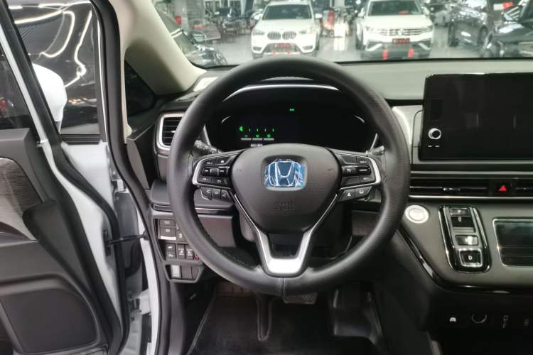 Used Honda Elysion 2024 2.0L eHEV Luxury Edition