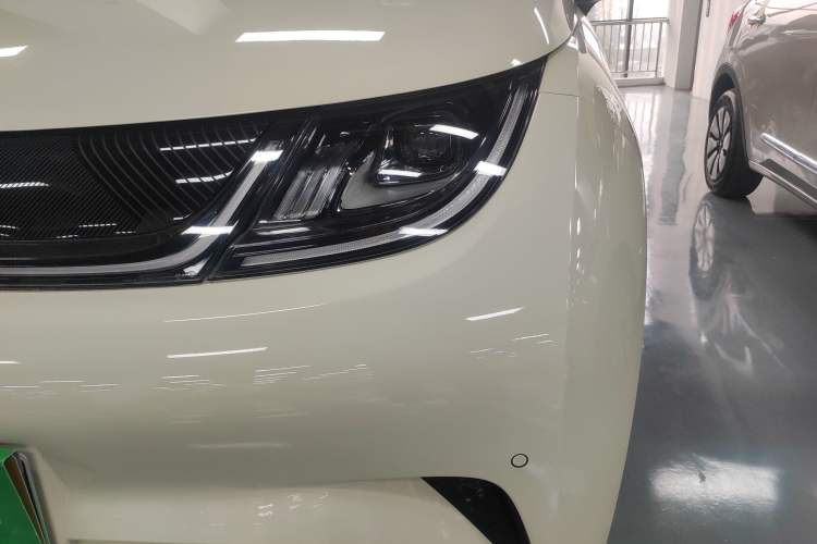 Used BYD Dolphin 2024 Honor Edition 420km Fashion Version
