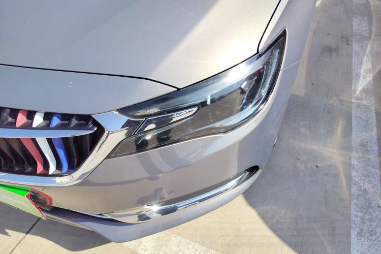 Used Buick GL6 2018 18T 6-Seater Prestige Model
