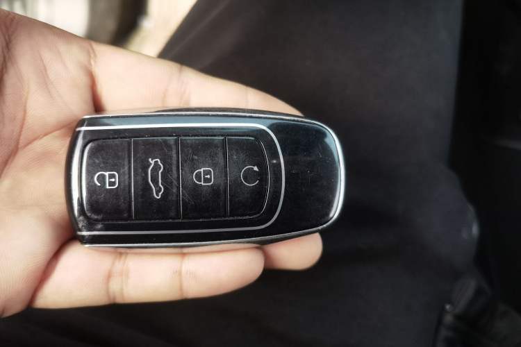 Used Chery Tiggo 9 C-DM 2025 1.5T 106KM Ultra-Comfort Edition 5 Seats Lithium-NMC
