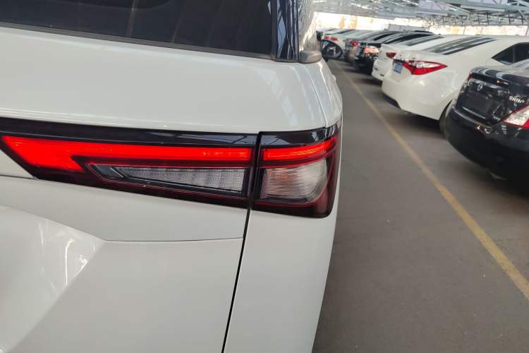 Used Wuling Jiachen 2022 1.5L Manual Enjoyment Elite Model