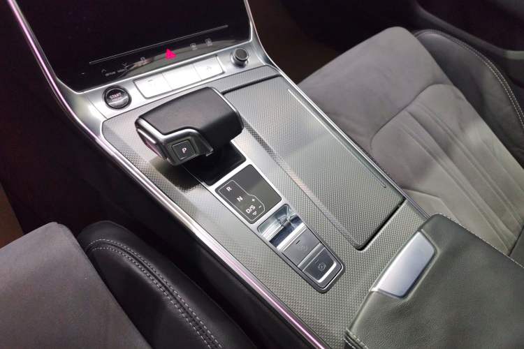 Used Audi A6L 2023 Revised 45 TFSI Prestige Dynamic Edition
