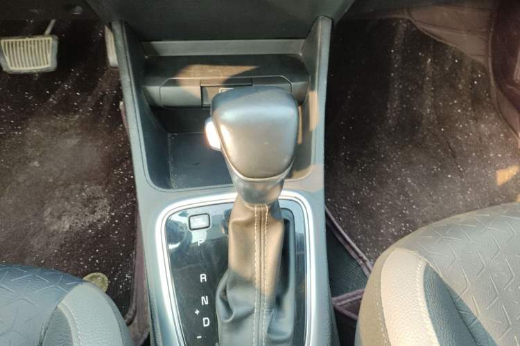 Used Kia kx1 Stonic 2019 1.4L Automatic Fun Edition China VI
