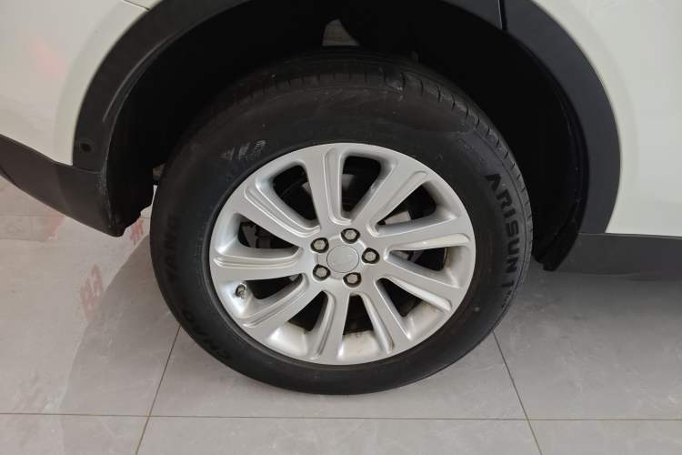 Used Land Rover Discovery Sport 2018 240 PS SE Version
