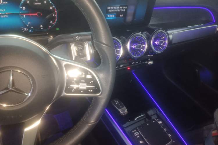 Used Mercedes-Benz GLB 2021 GLB 200 Fashion Model