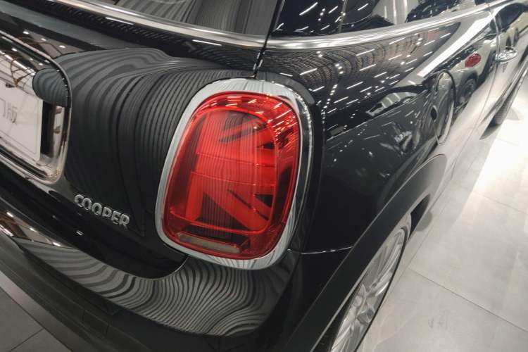 Used  MINI 2022 Updated 1.5T COOPER Classic Edition