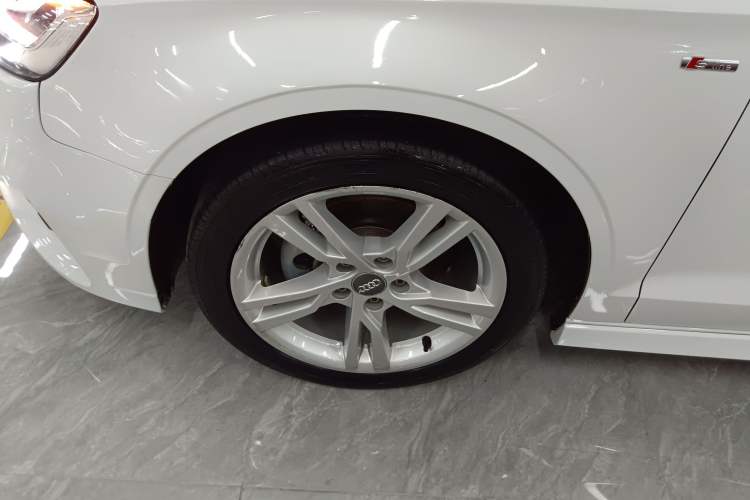 Used Audi A3 2019 Limousine 35 TFSI Fashion Edition China V standard