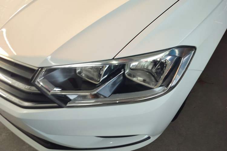 Used Volkswagen Bora 2016 1.6L Automatic Fashion Model
