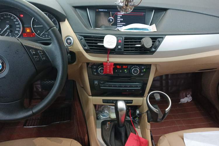 Used BMW X1 2012 sDrive18i Luxury Edition
