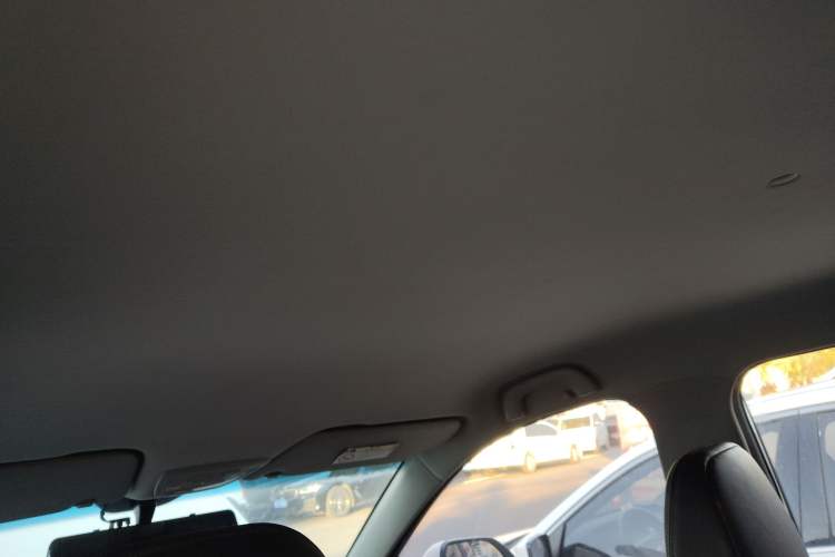 Used Baojun 510 2017 1.5L Automatic Fashion Model
