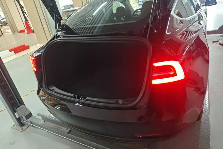 Used Tesla Model 3 2020 Revised Version Standard Range Rear-Wheel Drive – Upgraded Edition