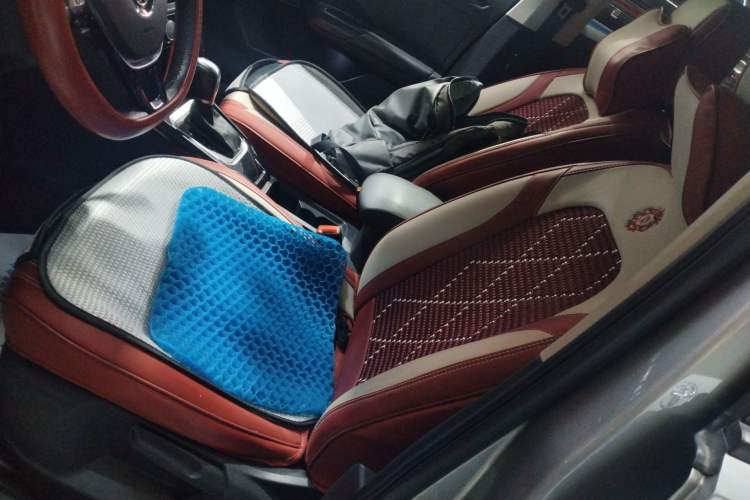 Used Volkswagen T-ROC 2020 280TSI DSG Two-Wheel Drive Comfort Version