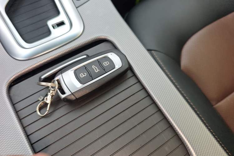 Used Geely Auto Emgrand GS 2018 Lingchao Edition 1.4T Automatic ZhenShang Smart Connectivity Model
