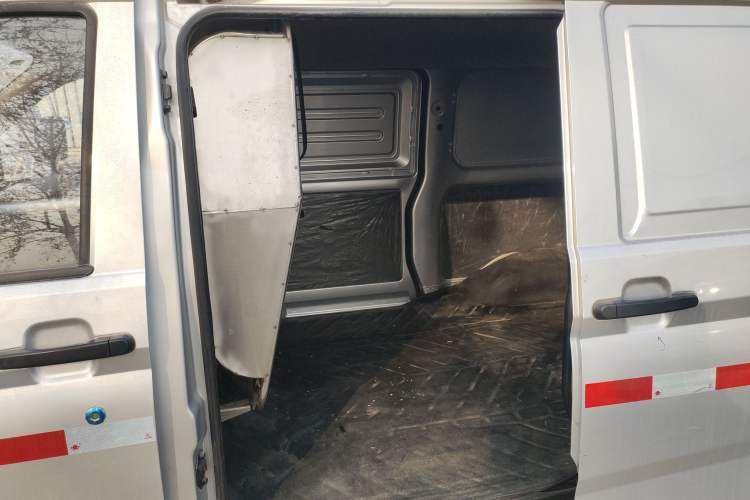 Used Wuling Rongguang S 2023 1.5L Basic Enclosed-Window Vehicle 2 Seats