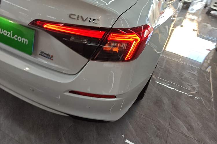 Used Honda Civic 2022 240TURBO CVT Dynamic Edition
