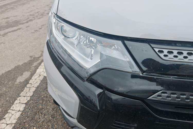 Used Mitsubishi Outlander 2020 2.0L Two-Wheel Drive Enjoyment Version 5 Seats