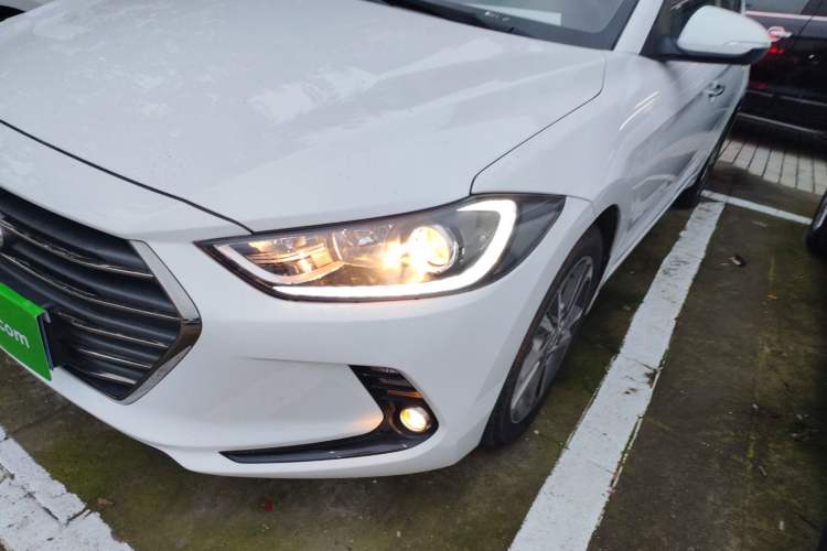 Used Hyundai Elantra 2016 1.6L Automatic ZhiXuan – Elite Version
