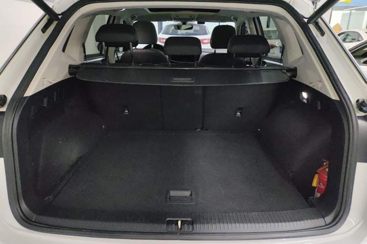 Used Volkswagen Tayron 2020 330TSI Two-Wheel Drive Luxury Smart Connectivity Version
