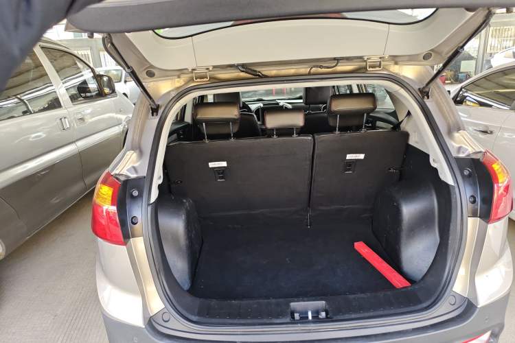 Used  Refine S3 2016 1.5L CVT Luxury Smart Version
