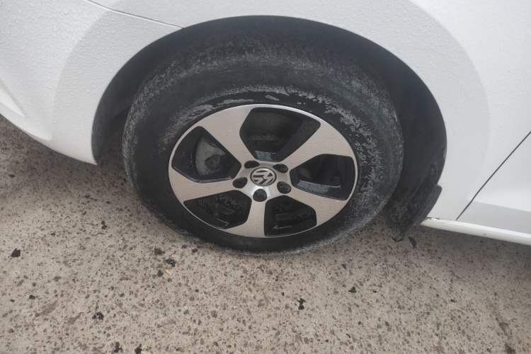 Used Volkswagen Jetta 2015 1.4L Manual Fashion Model
