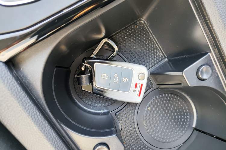 Used Volkswagen Sagitar 2023 300TSI DSG Excellence Edition
